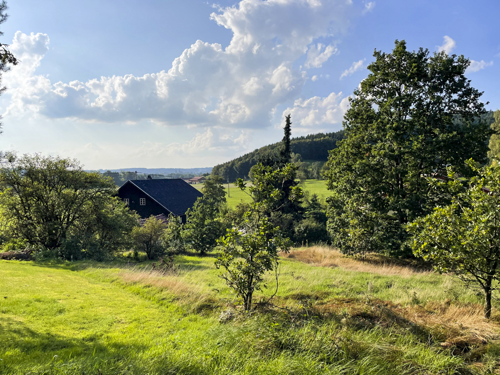 Schalchen - Ansprechendes Baugrundstück mit Panoramablick.